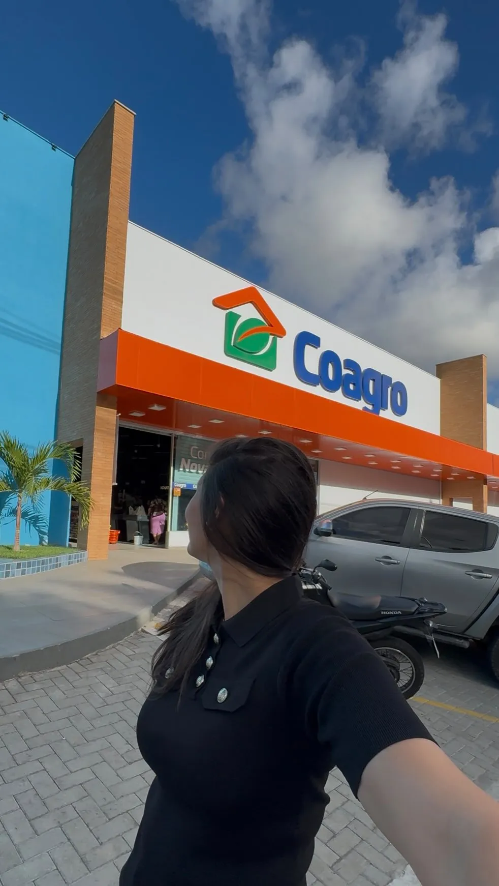 Fachada da Coagro Canaã apresentada no portfólio da Arcco Engenharia